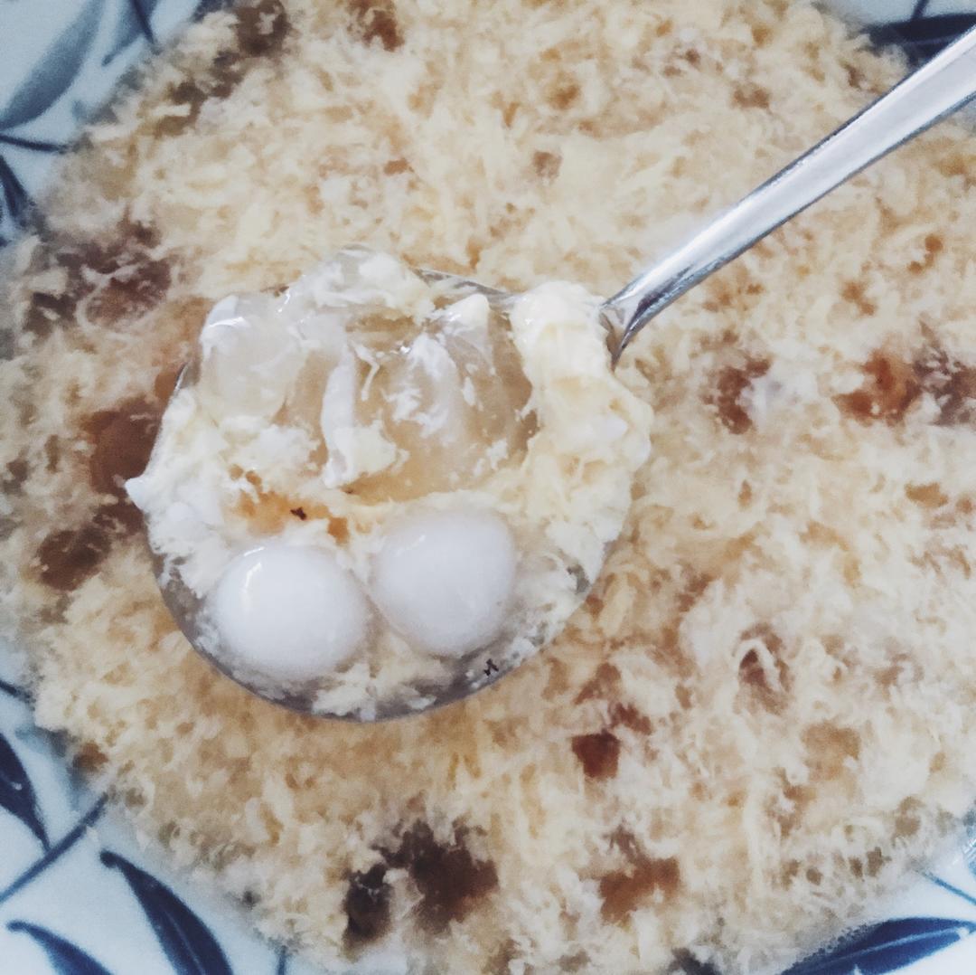 酒酿鸡蛋燕窝羹(月子餐首选)