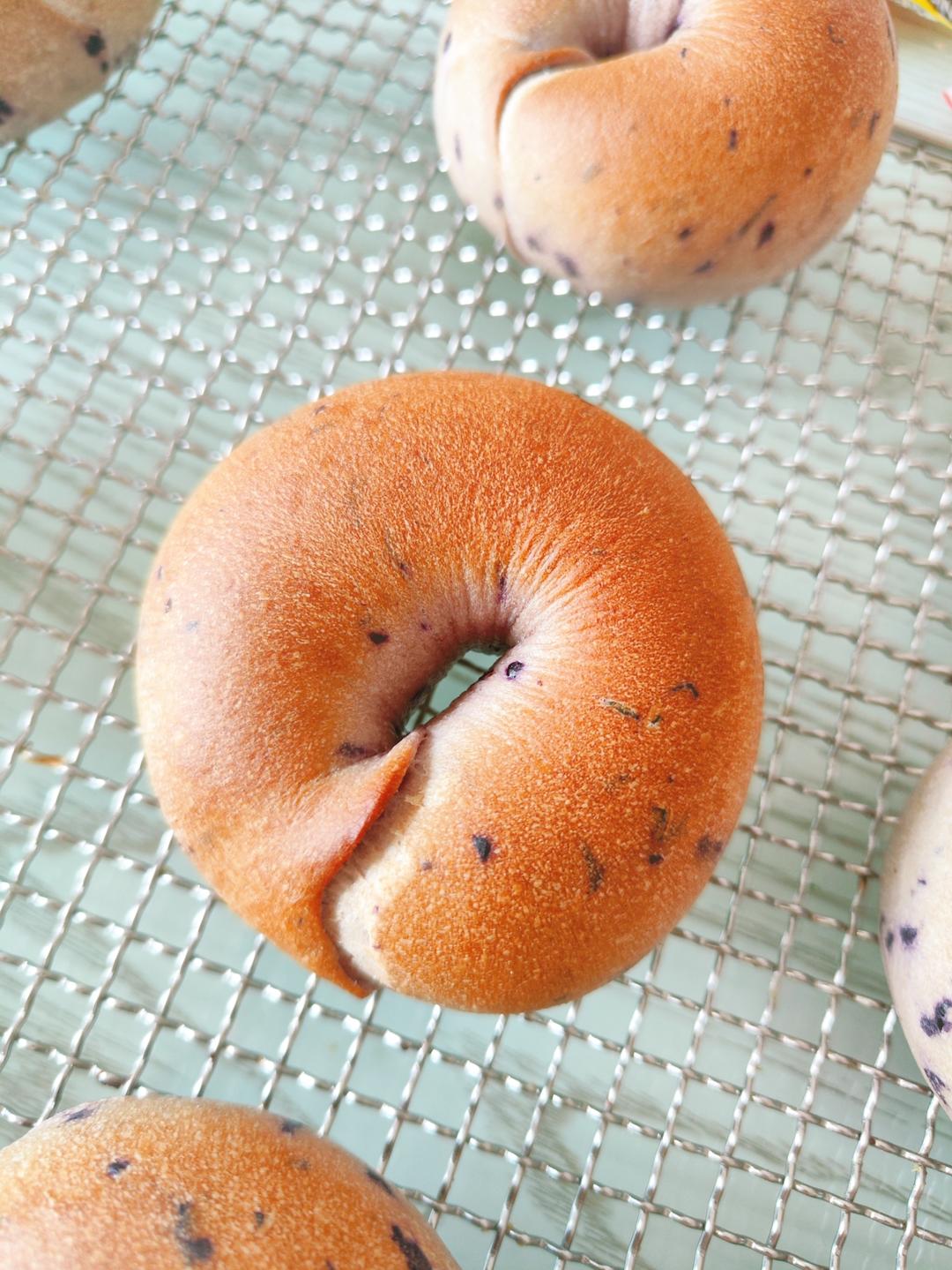 奶香蓝莓乳酪贝果💗新鲜水果香气🥯