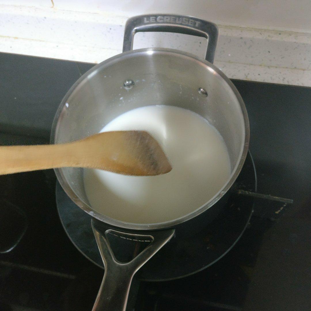 鲜奶杏仁茶