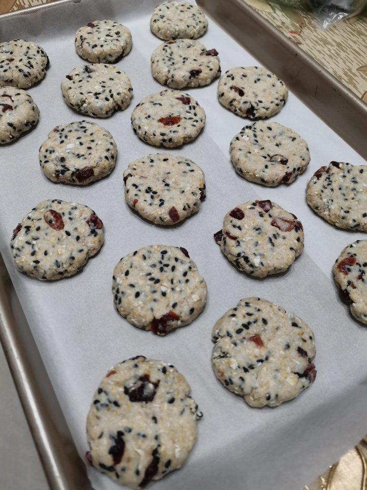 （不喜欢勿尝试 口感偏硬）少糖无油低脂全麦燕麦代餐饼干