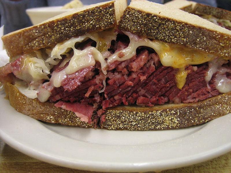 Reuben Sandwich 一个老派的三明治的做法