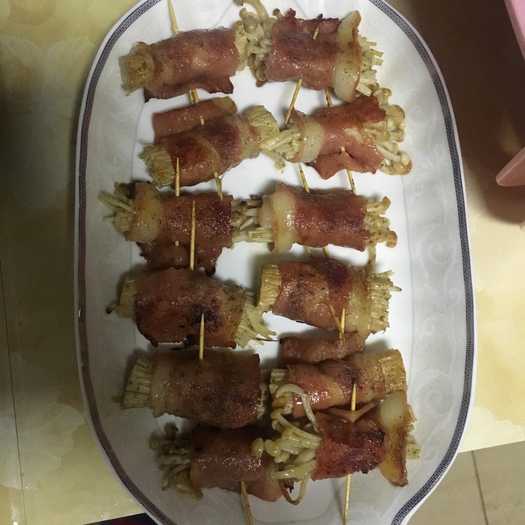 培根金针菇卷