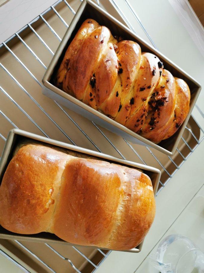 因为这个神仙吐司又重新爱上了老干妈…老干妈肉松吐司