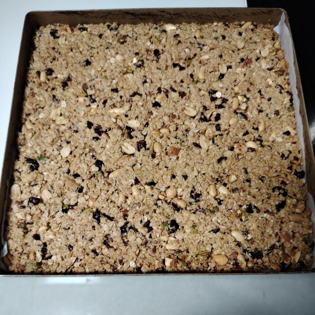 消耗燕麦片——燕麦坚果棒，饱腹感拉满