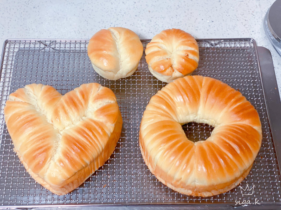 【网红毛线球面包】｜咸蛋黄肉松馅