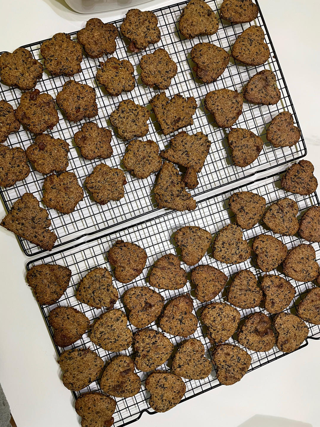 黑芝麻全麦消化饼干【芝香酥脆的升级版消化饼】