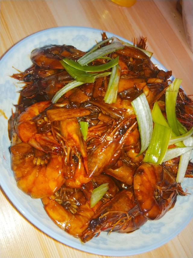 厨师长教你：“油焖大虾”的家常做法
