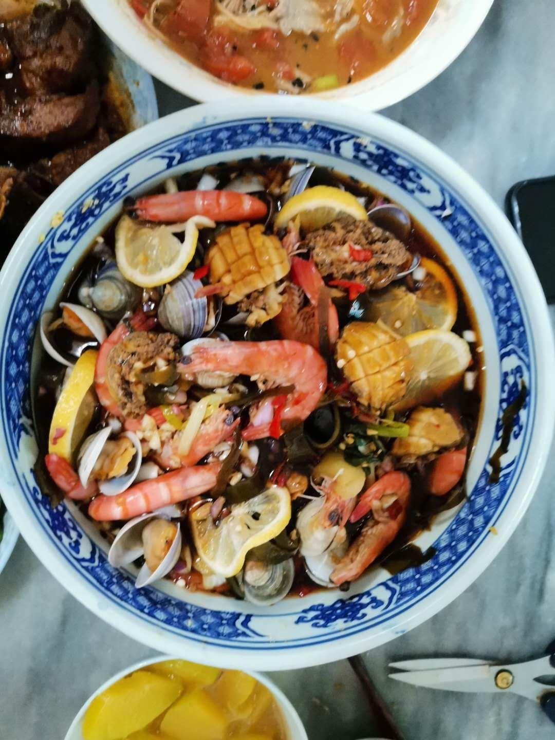 排档酸辣海鲜捞