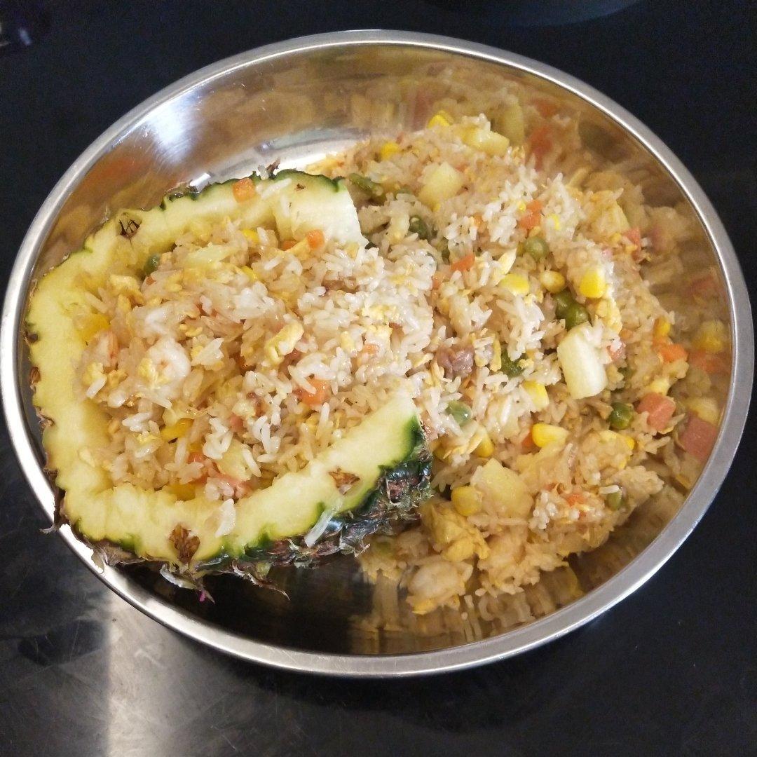 菠萝炒饭