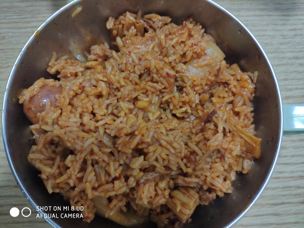 【在当地吃得开吗？泰国篇】
被名厨洪锡天和吕珍九大赞的泡菜炒饭BY李珉宇 김치볶음밥