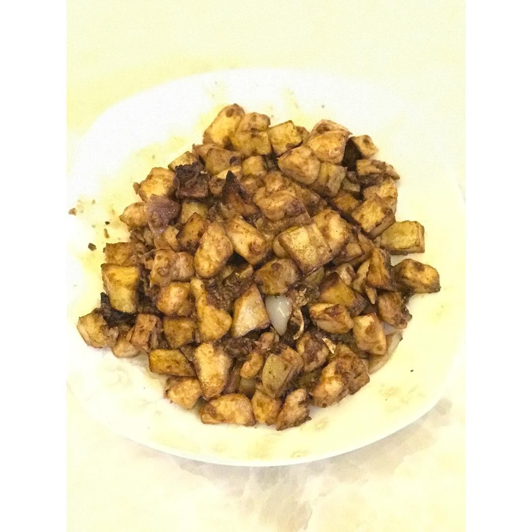 一道怎么做都好吃的干煎土豆鸡丁（红烧，咖喱，椒盐，孜然）