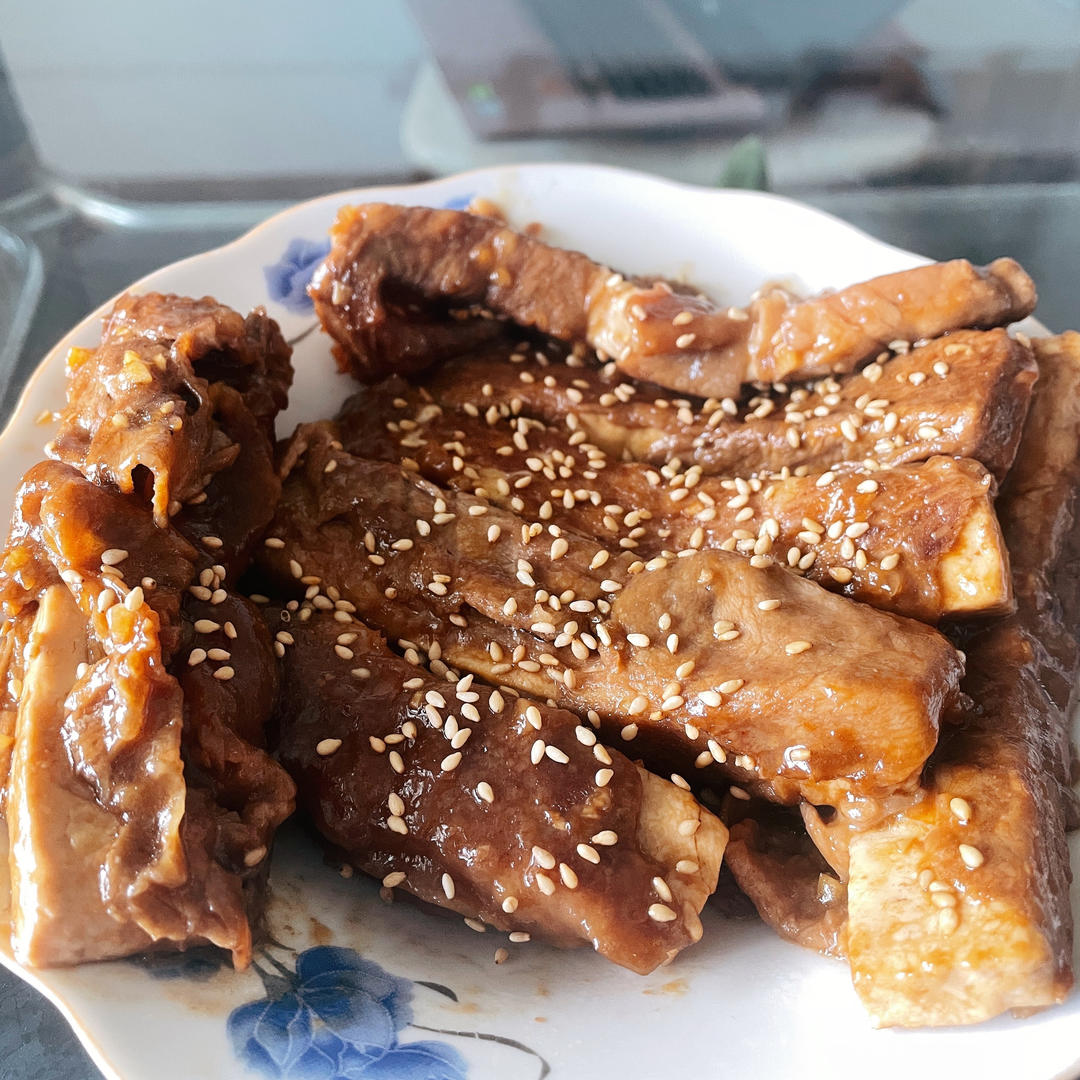 酱汁浓郁～好吃又美味！肥牛豆腐卷～绝了