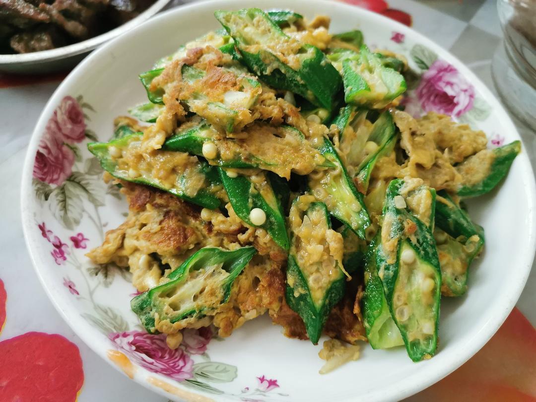 秋葵炒蛋