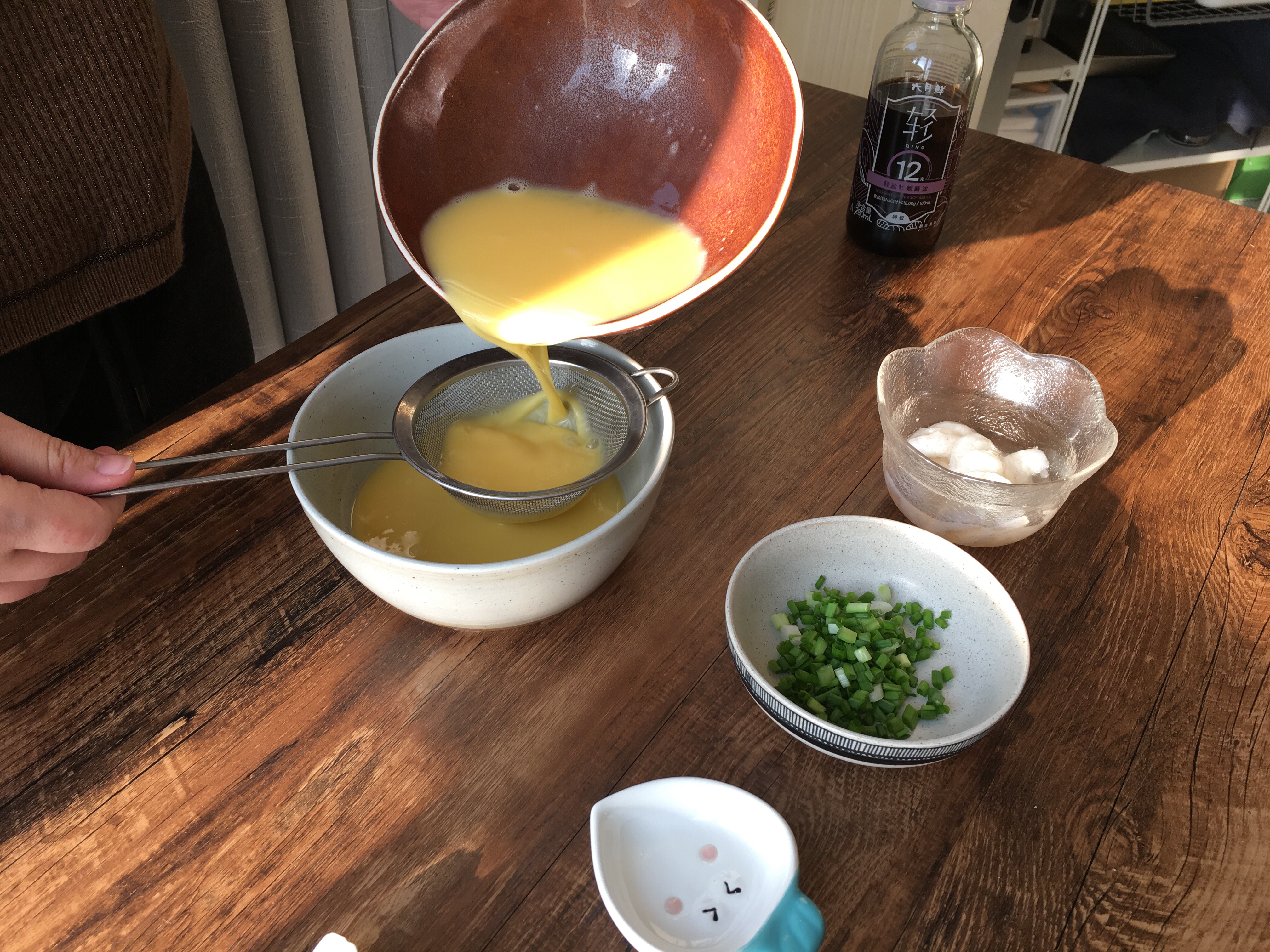 duang～虾仁蒸蛋×六月鲜轻盐牡蛎酱油的做法 步骤5