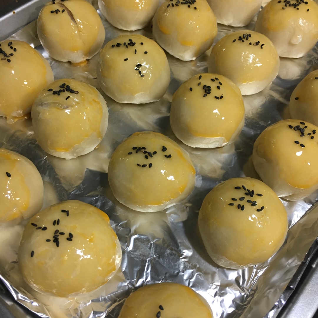 蛋黄酥