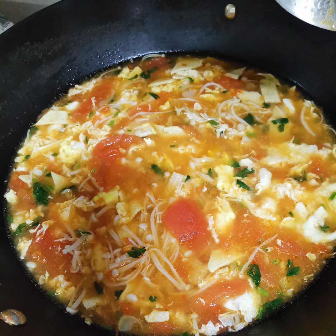 番茄金针菇鸡蛋汤