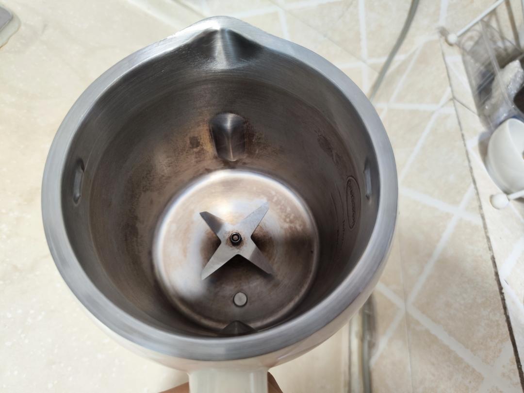 超绝破壁机，豆浆机底部清洗