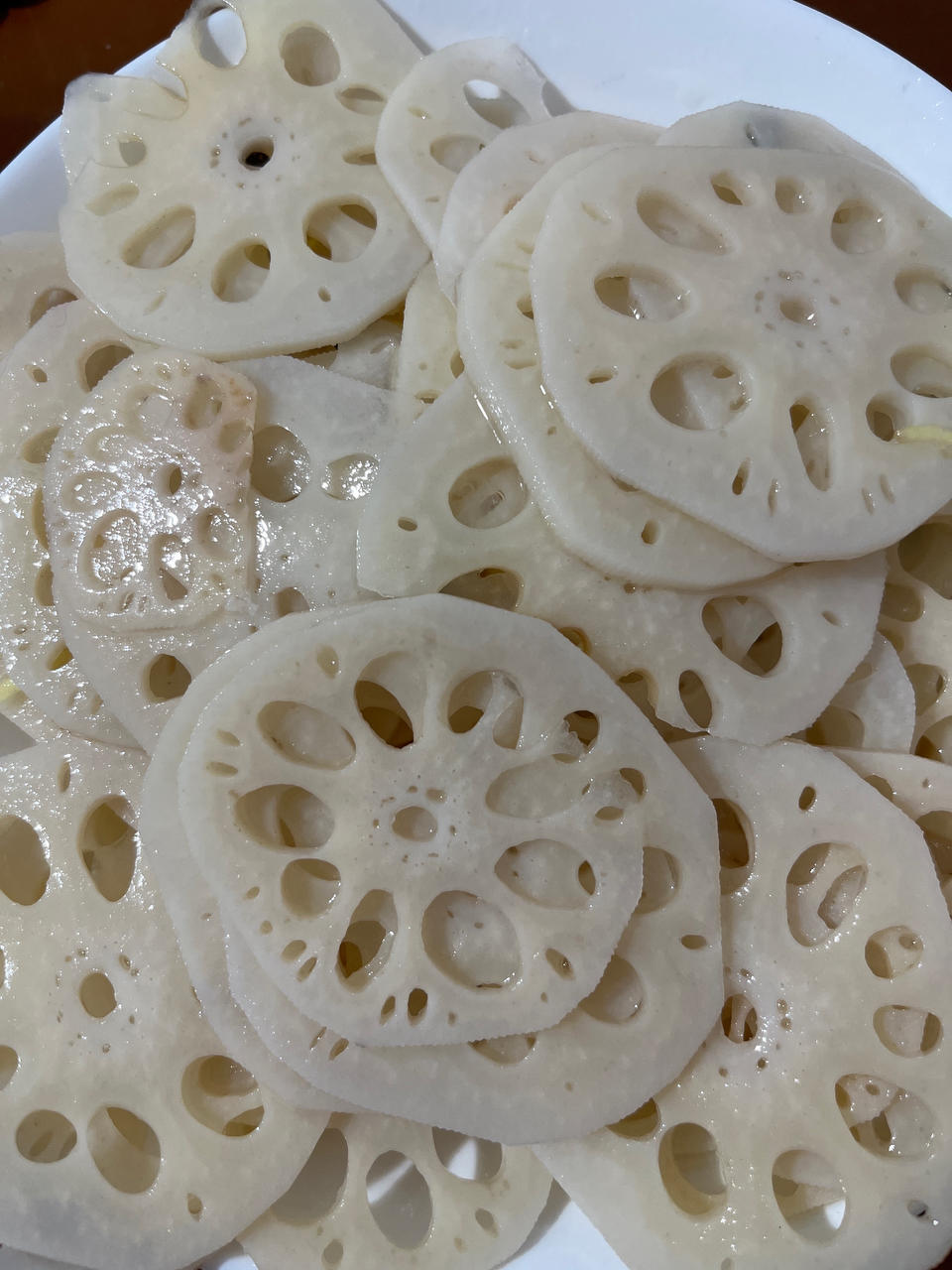 凉拌莲菜