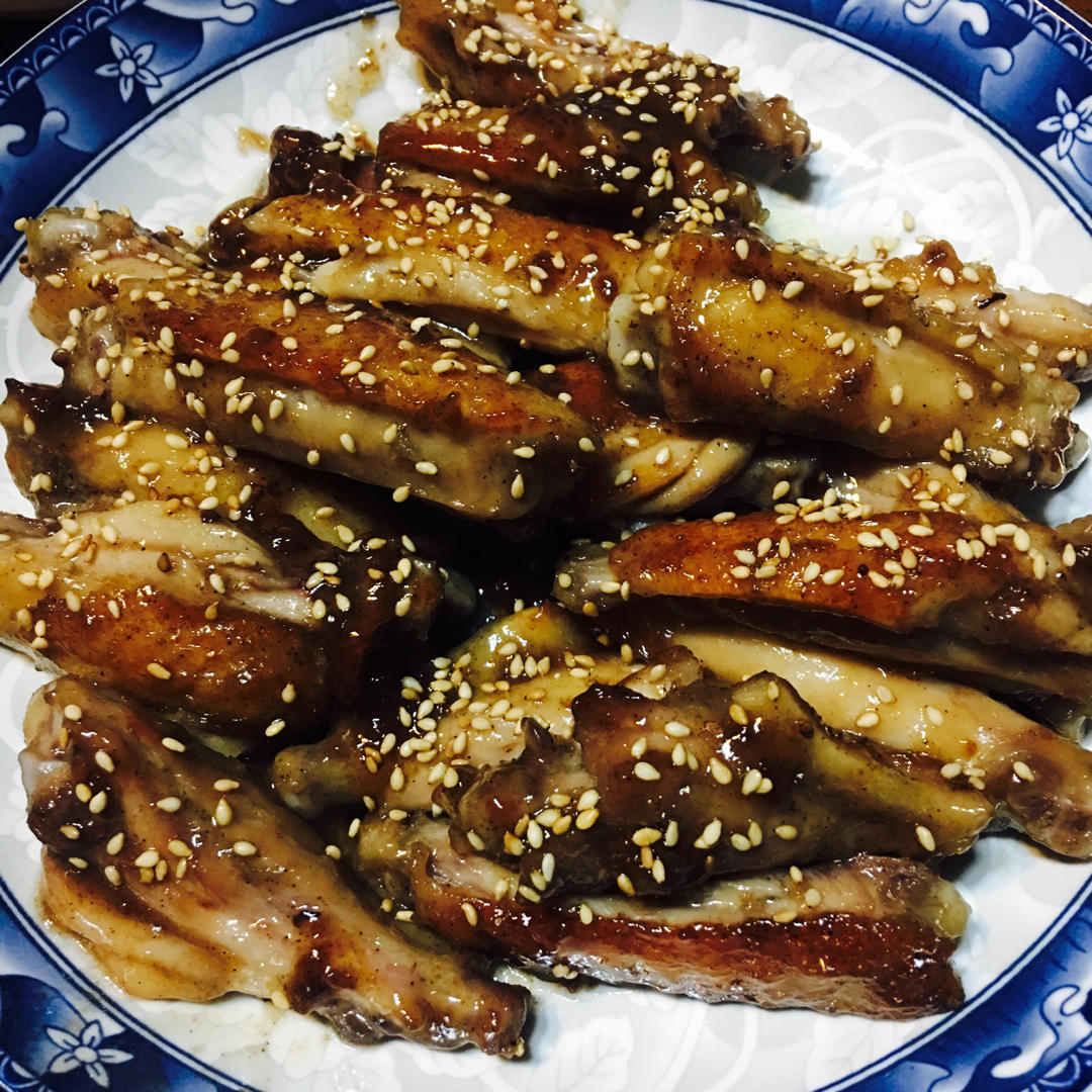 不舔手指算我输‼️做法超简单的鲜嫩多汁秘制小鸡翅🔥