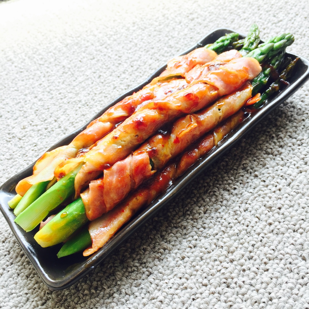 十五元也能做大菜【培根芦笋卷】