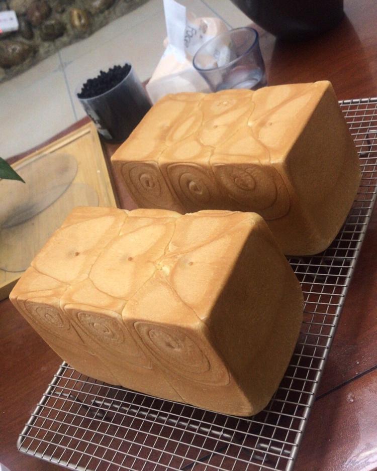 一份关于手撕吐司的跟风笔记