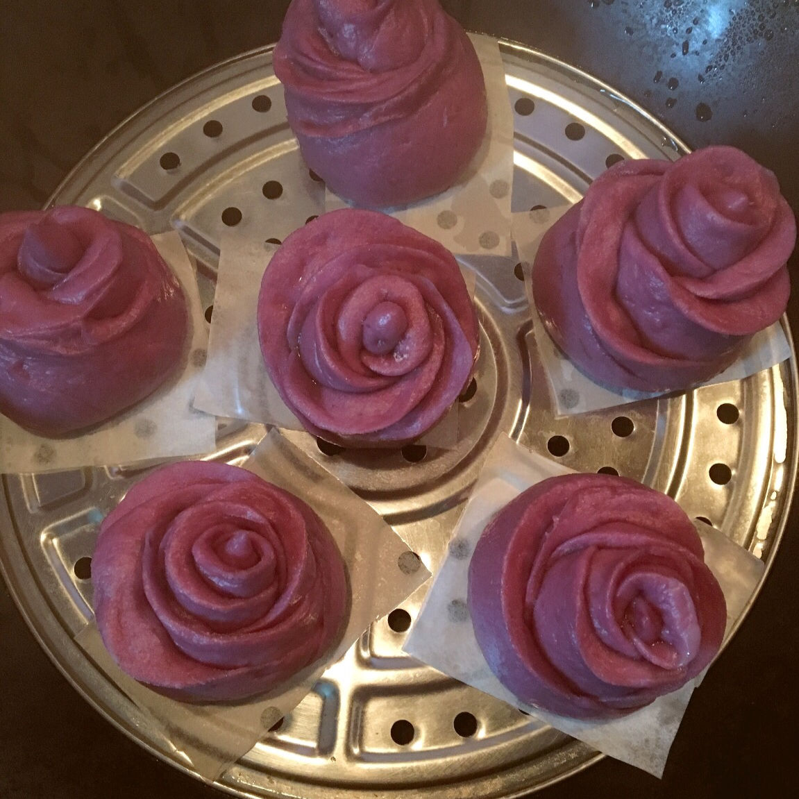 白水ci做的紫薯南瓜系列之玫瑰花卷