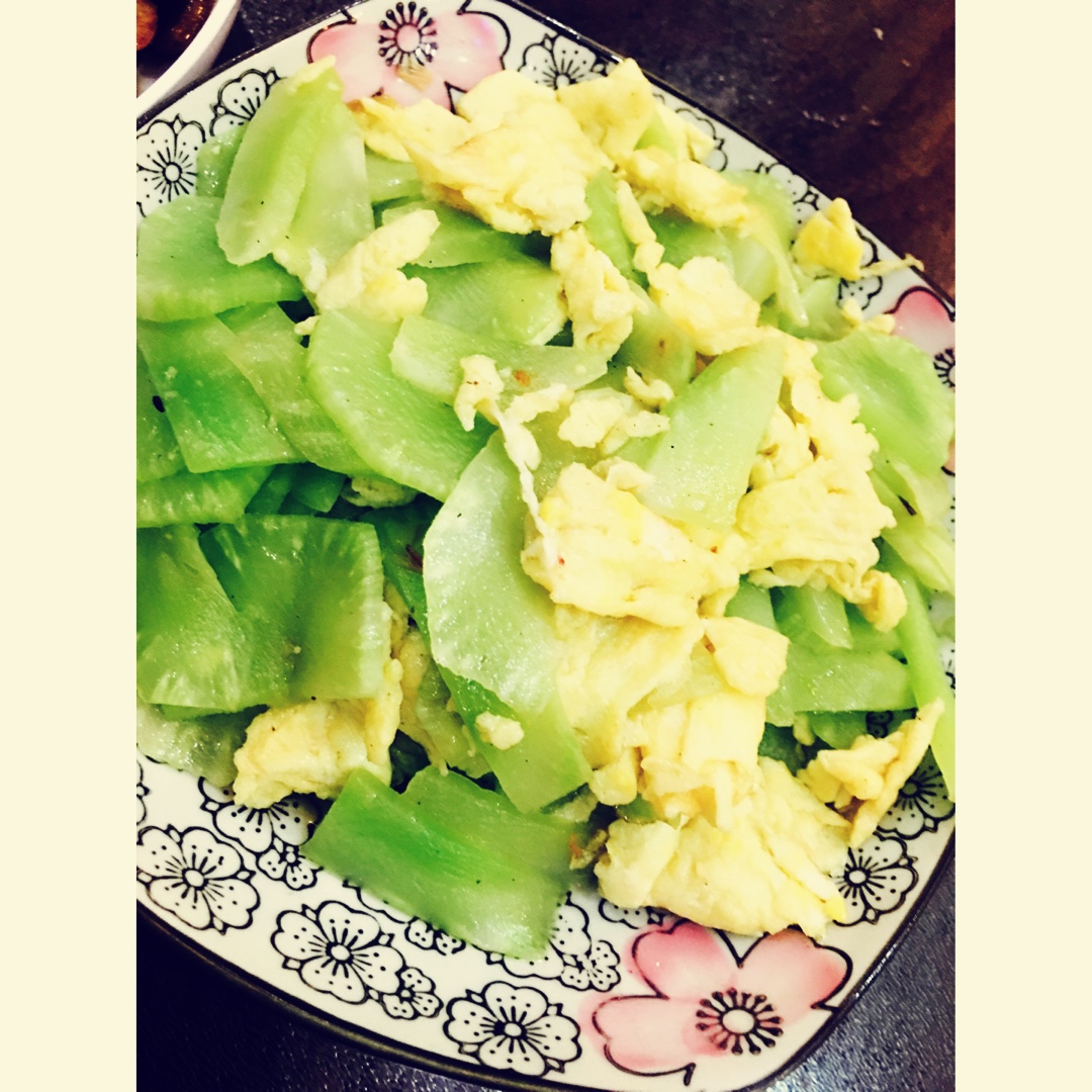 莴笋炒蛋