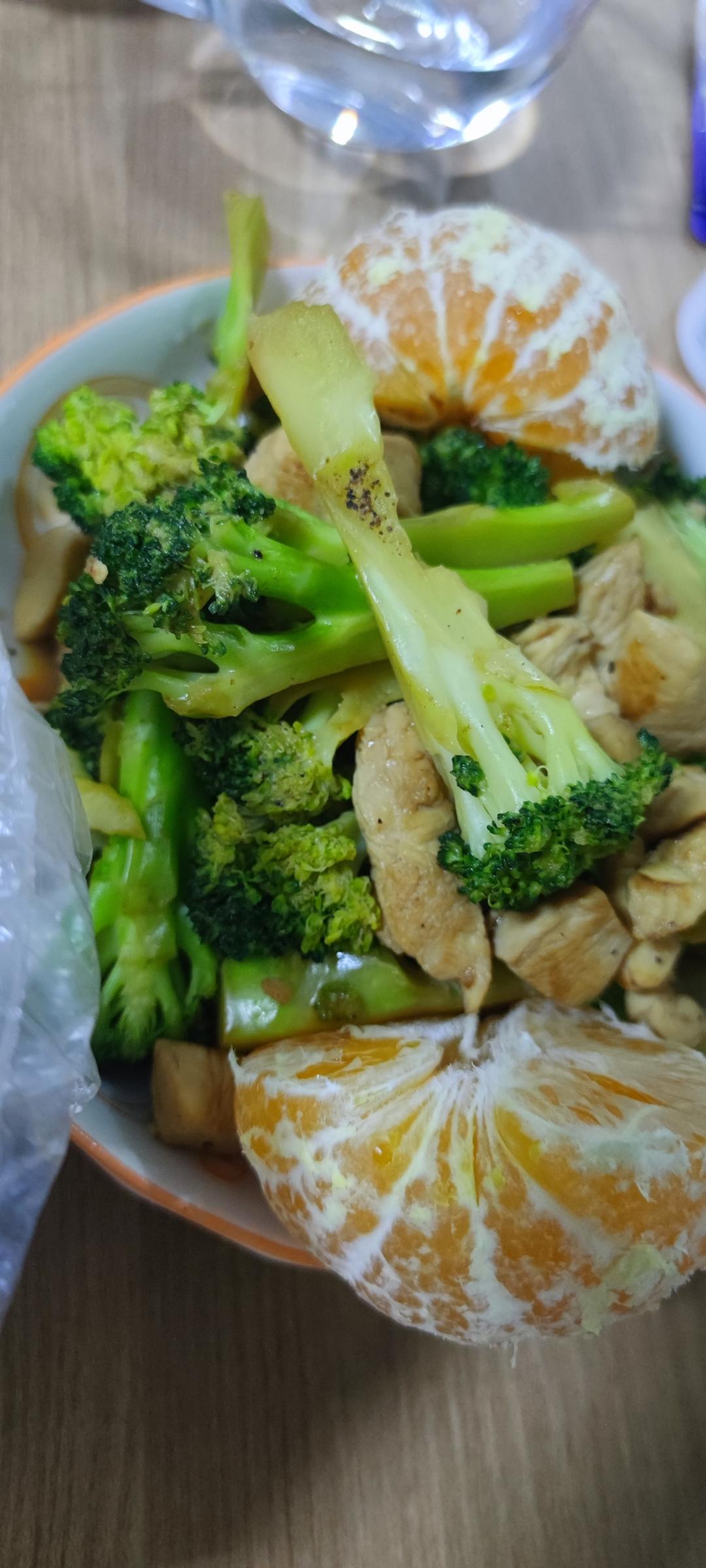西蓝花炒鸡胸肉