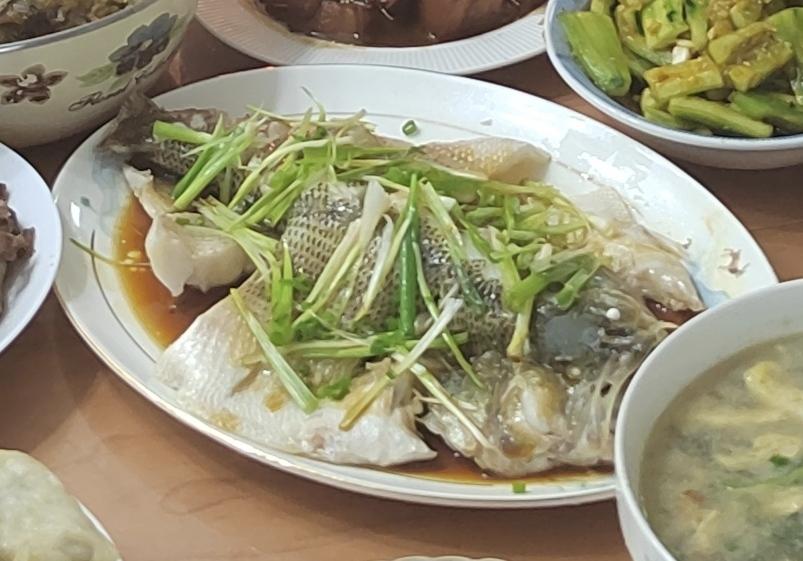 清蒸鱼（桂鱼、鲈鱼、多宝、鳊鱼均适用）