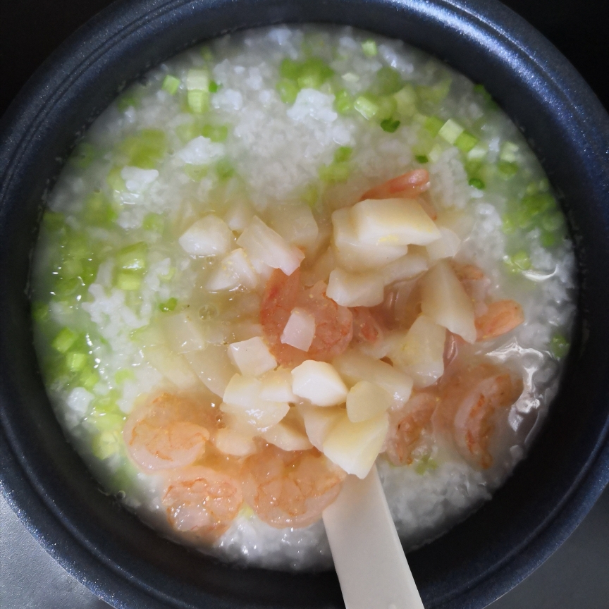 扇贝虾仁海鲜粥的做法 步骤10