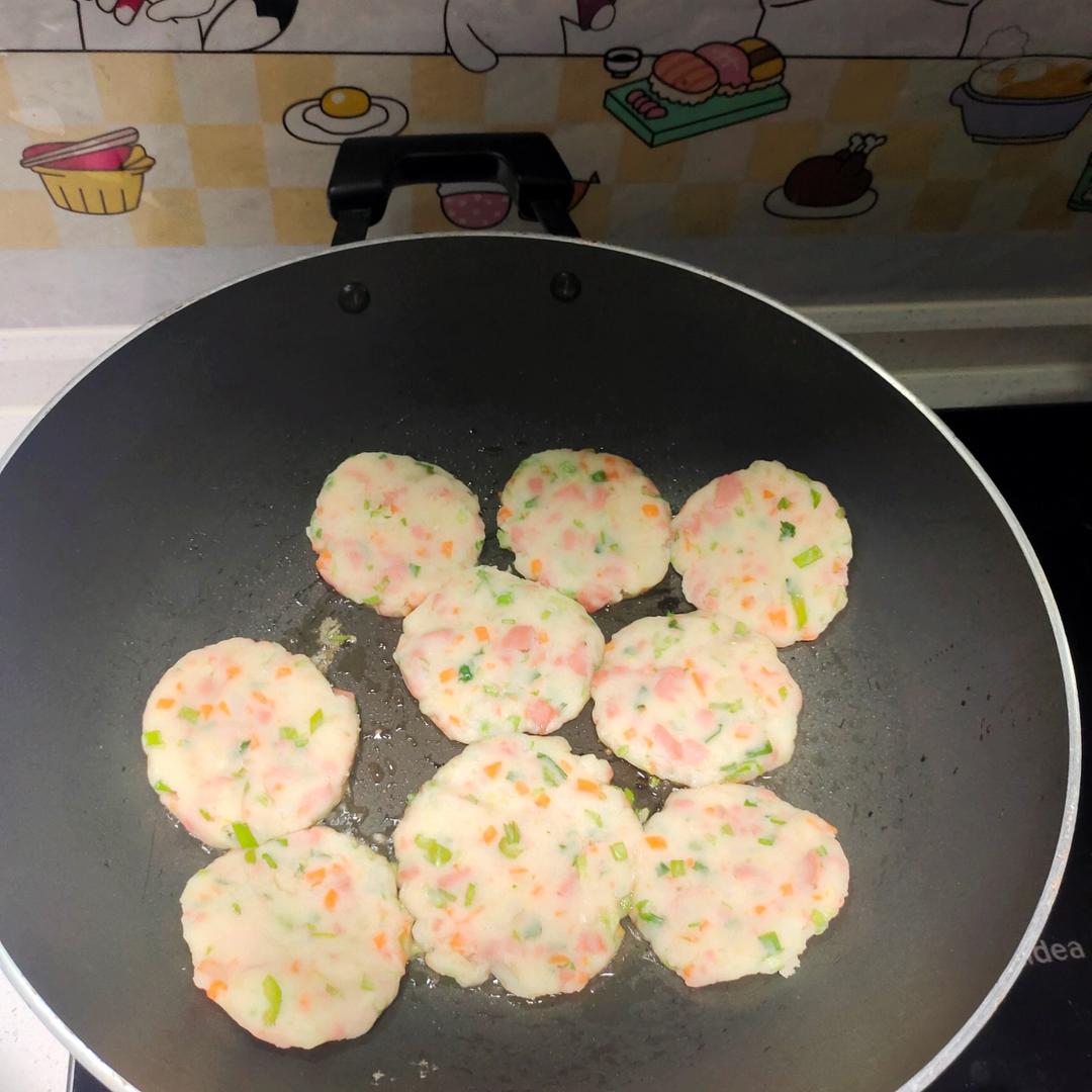 和麦当劳一样好吃的薯饼（土豆饼）