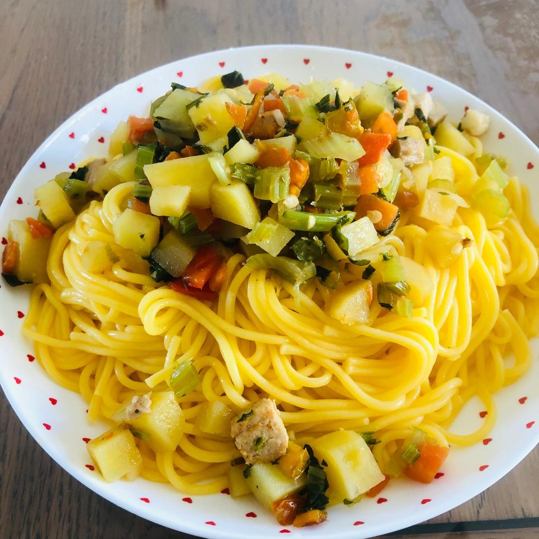 吃不胖的玉米面条的做法