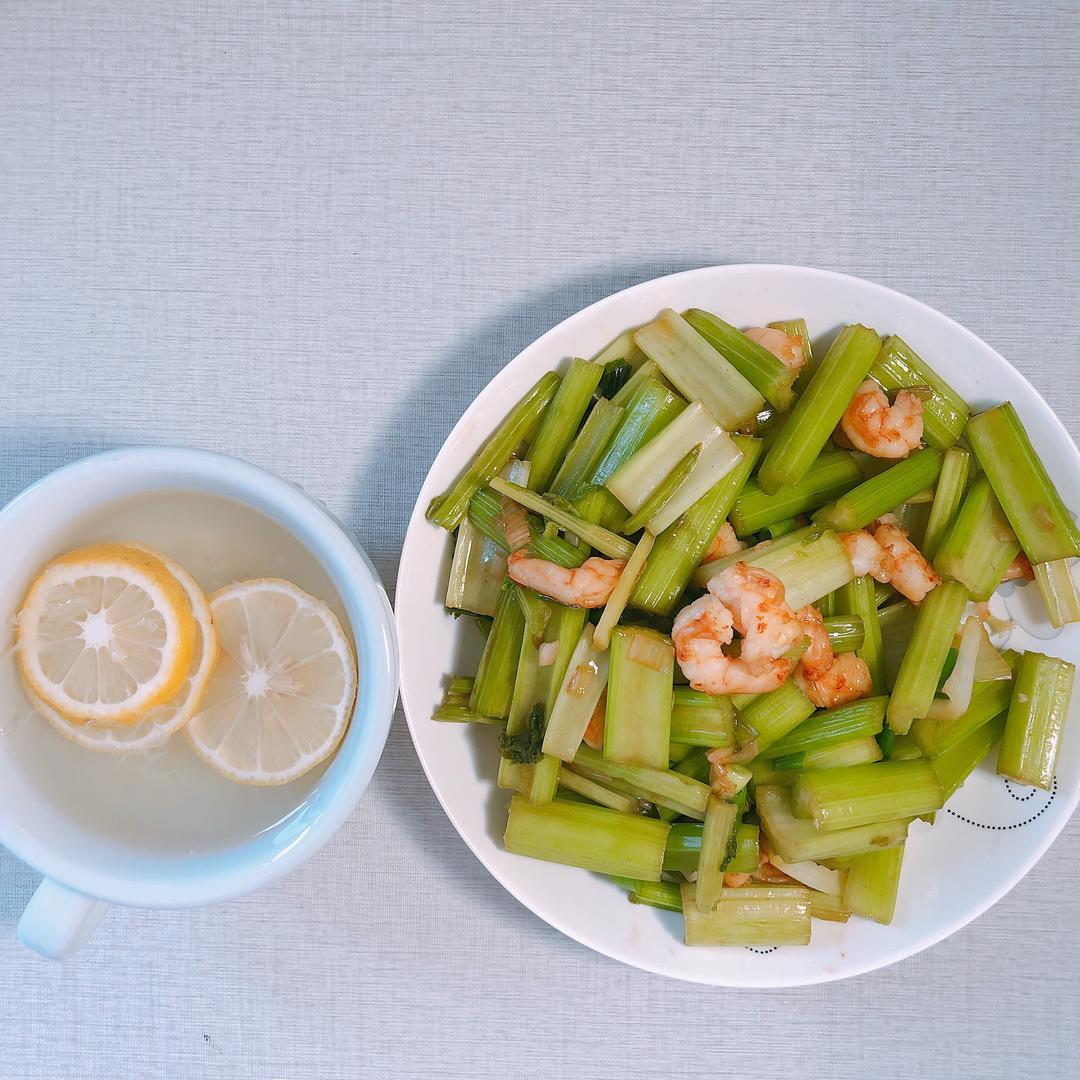 西芹虾仁