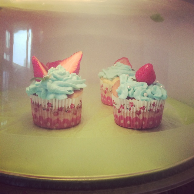 清新莓果奶油cupcake