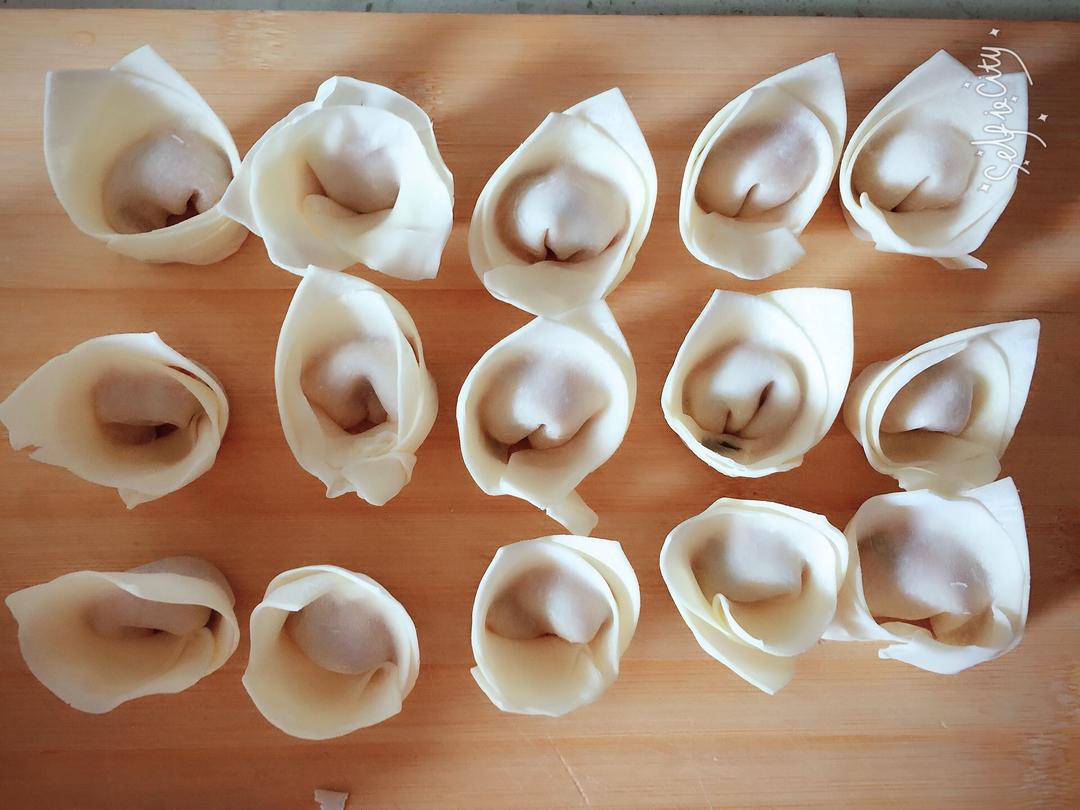 猪肉小白菜馅儿馄炖