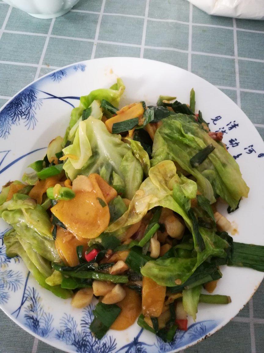 炒黄元米果