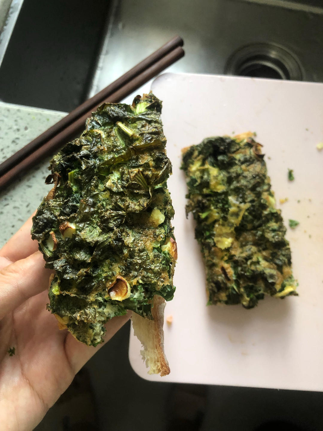 美国版香椿炒蛋：羽衣甘蓝炒鸡蛋，这下你不会嫌Kale难吃了！