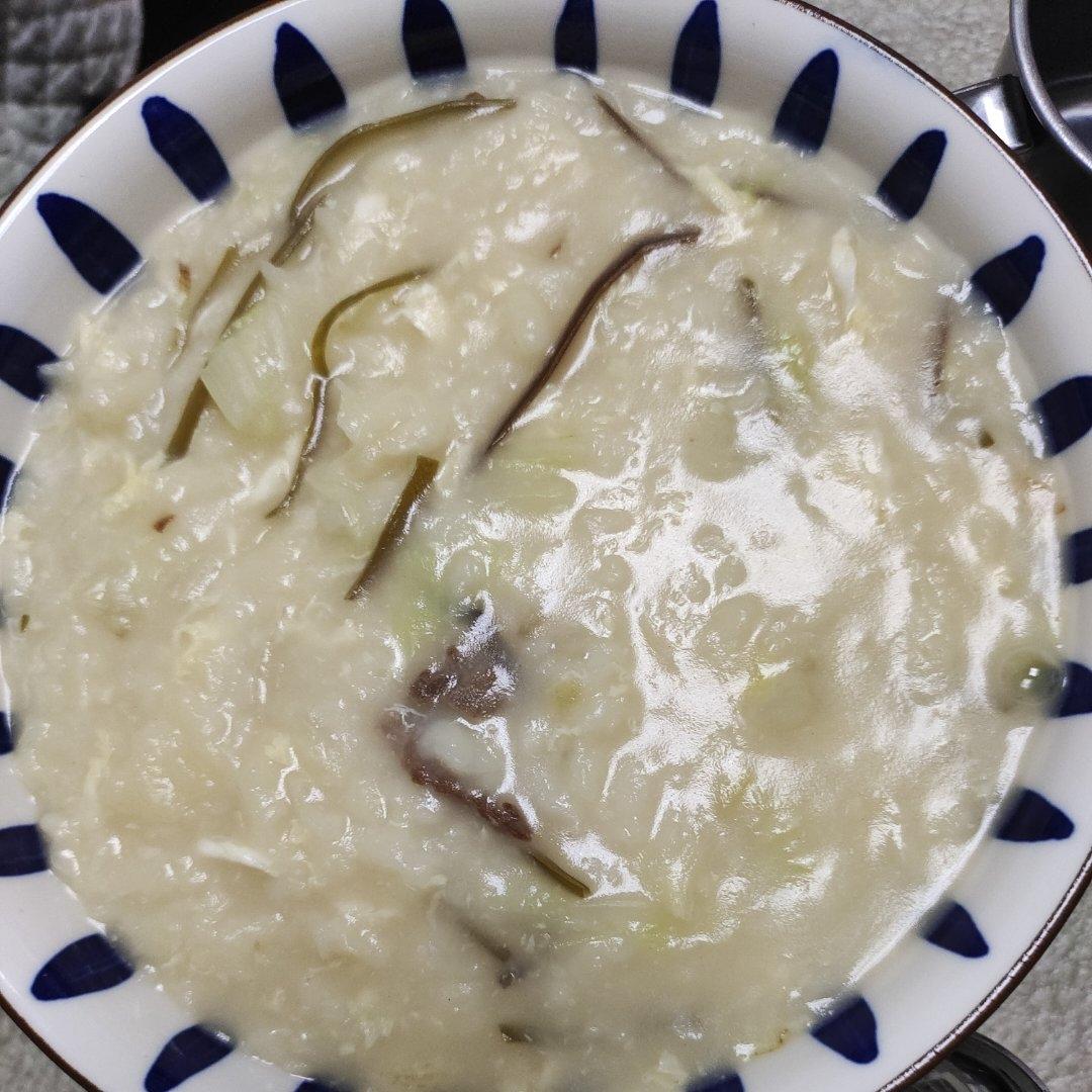【白菜疙瘩汤】简单又营养的早晚餐