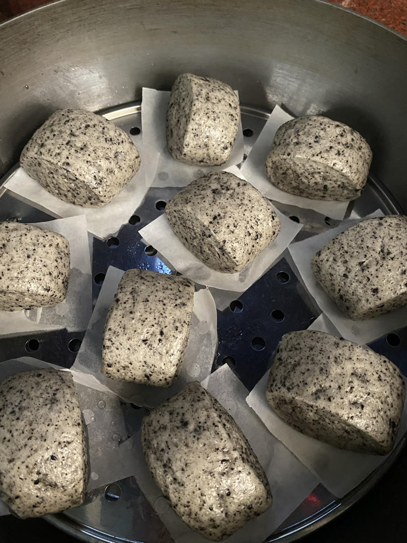 越嚼越香的黑芝麻馒头            营养丰富 一看就会！