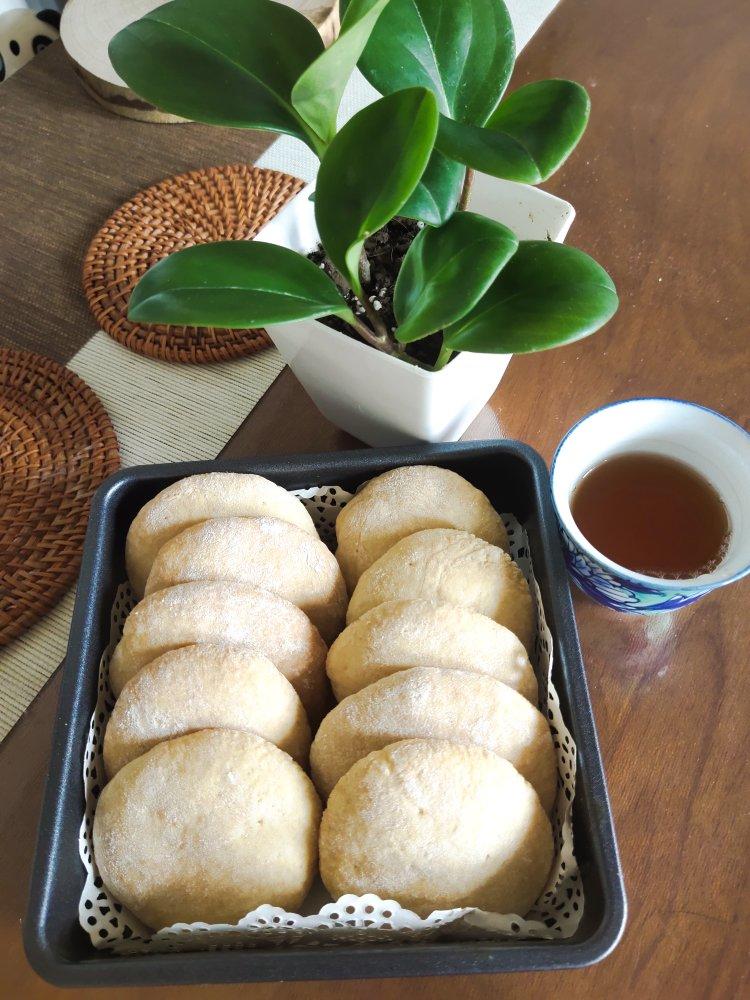 光酥饼chinese light cake biscuit