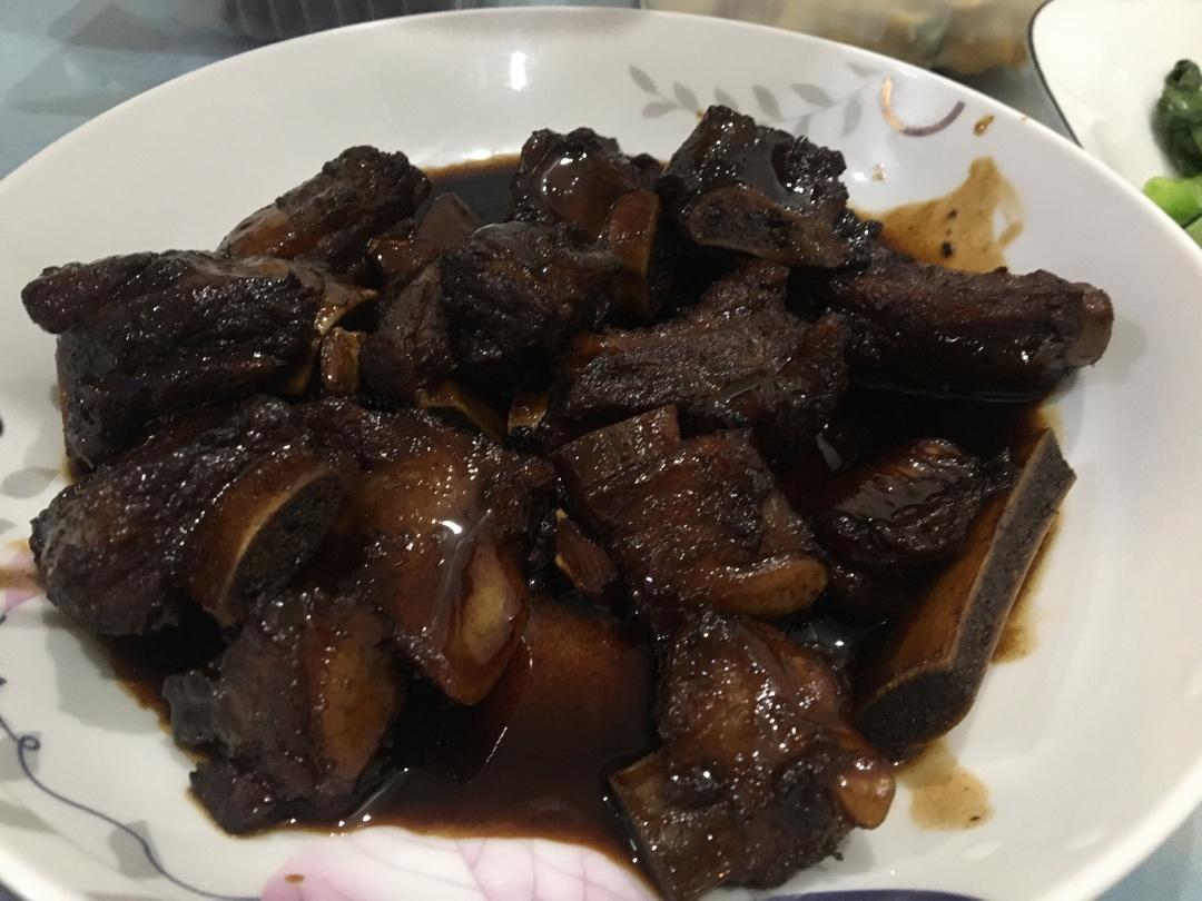 红烧排骨