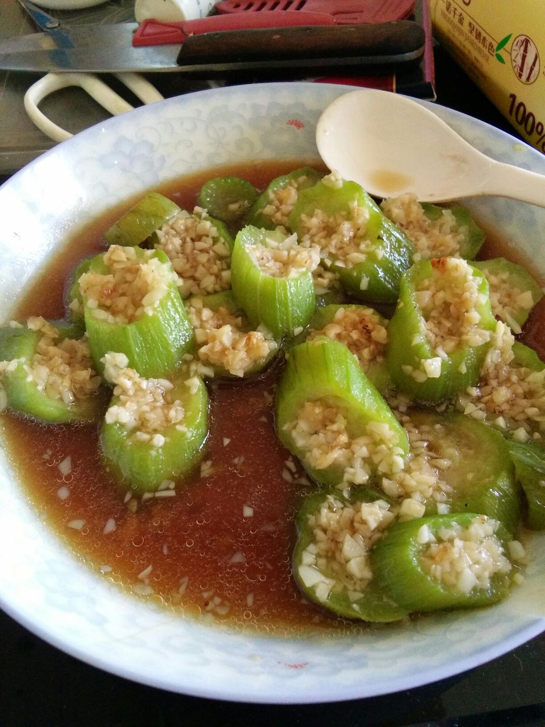 蒜蓉蒸丝瓜