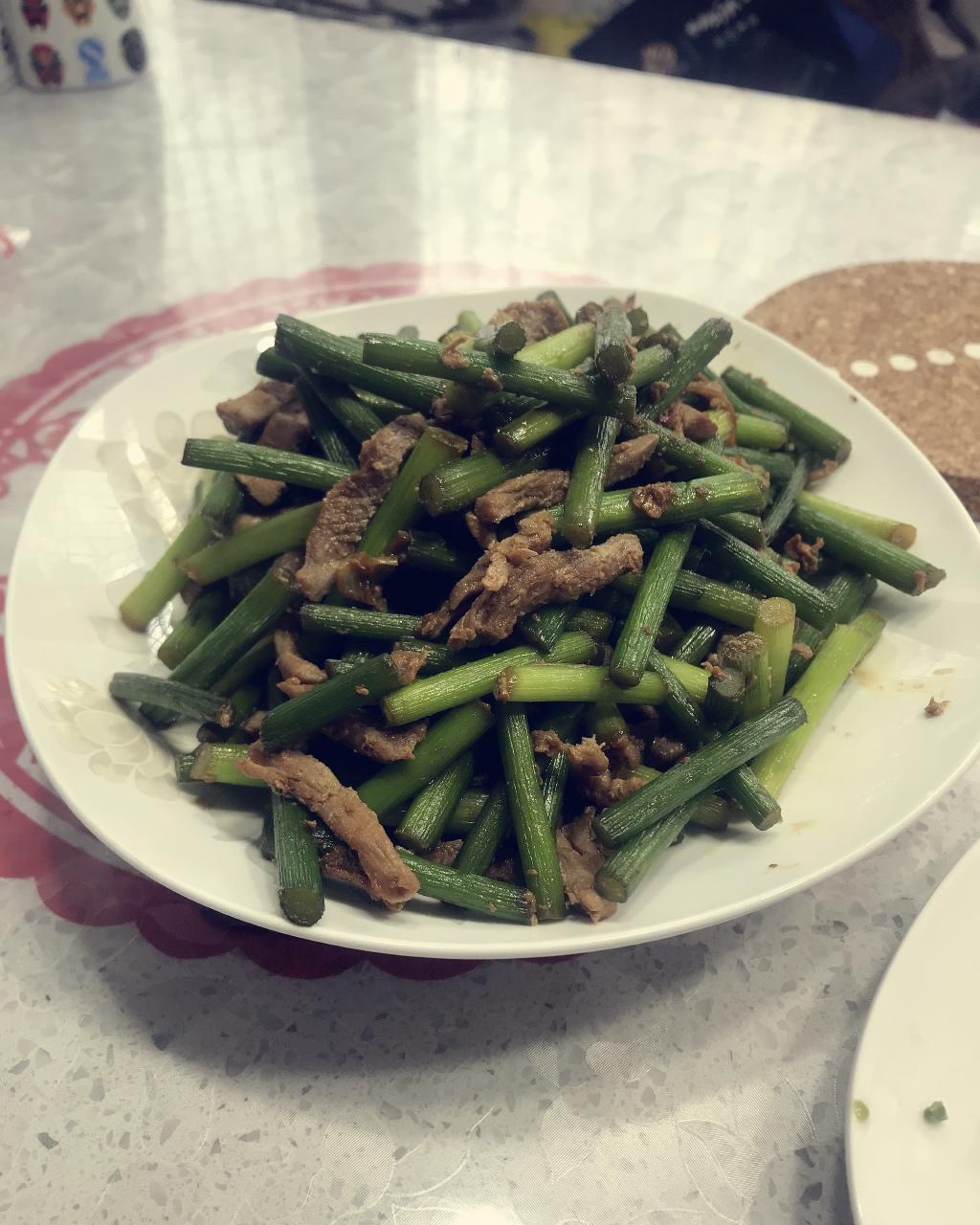 肉丝炒蒜苗