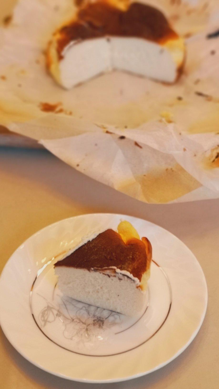 巴斯克式烤芝士蛋糕[超简单][搬运]