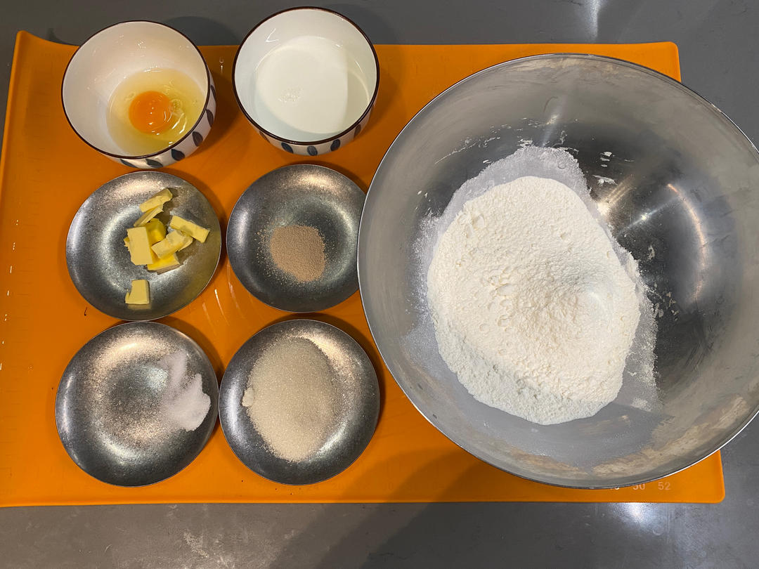 纯奶手撕吐司的做法 步骤1