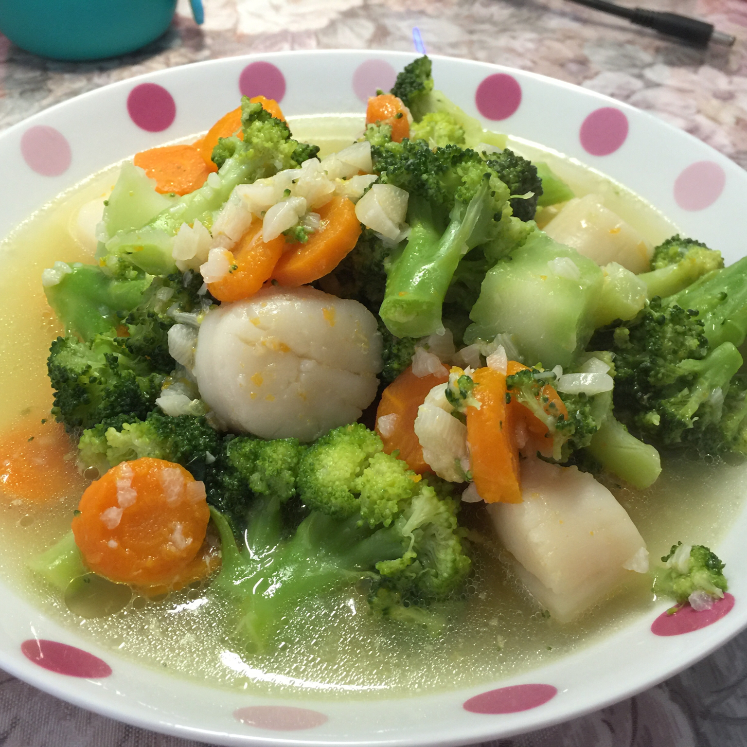 fendiccook做的西兰花炒带子