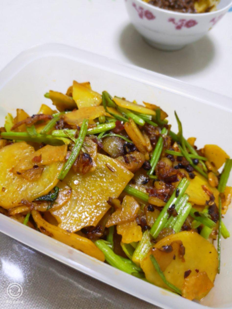 干锅土豆片