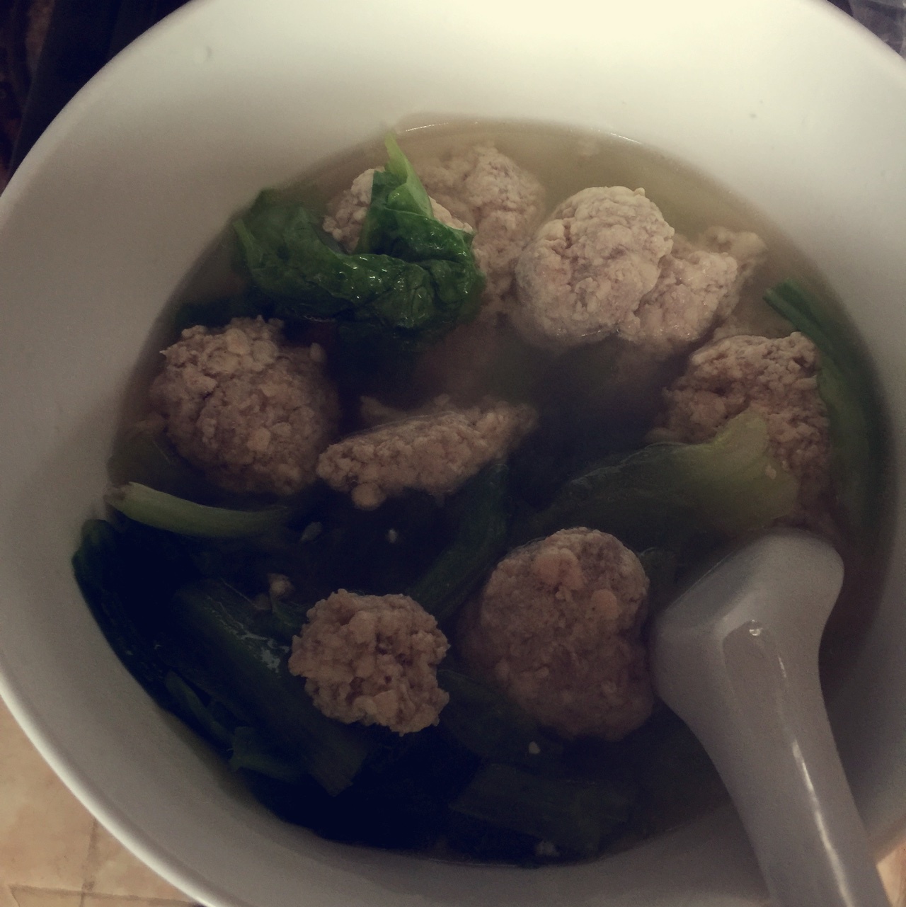 豆腐圆子蔬菜汤—家常菜