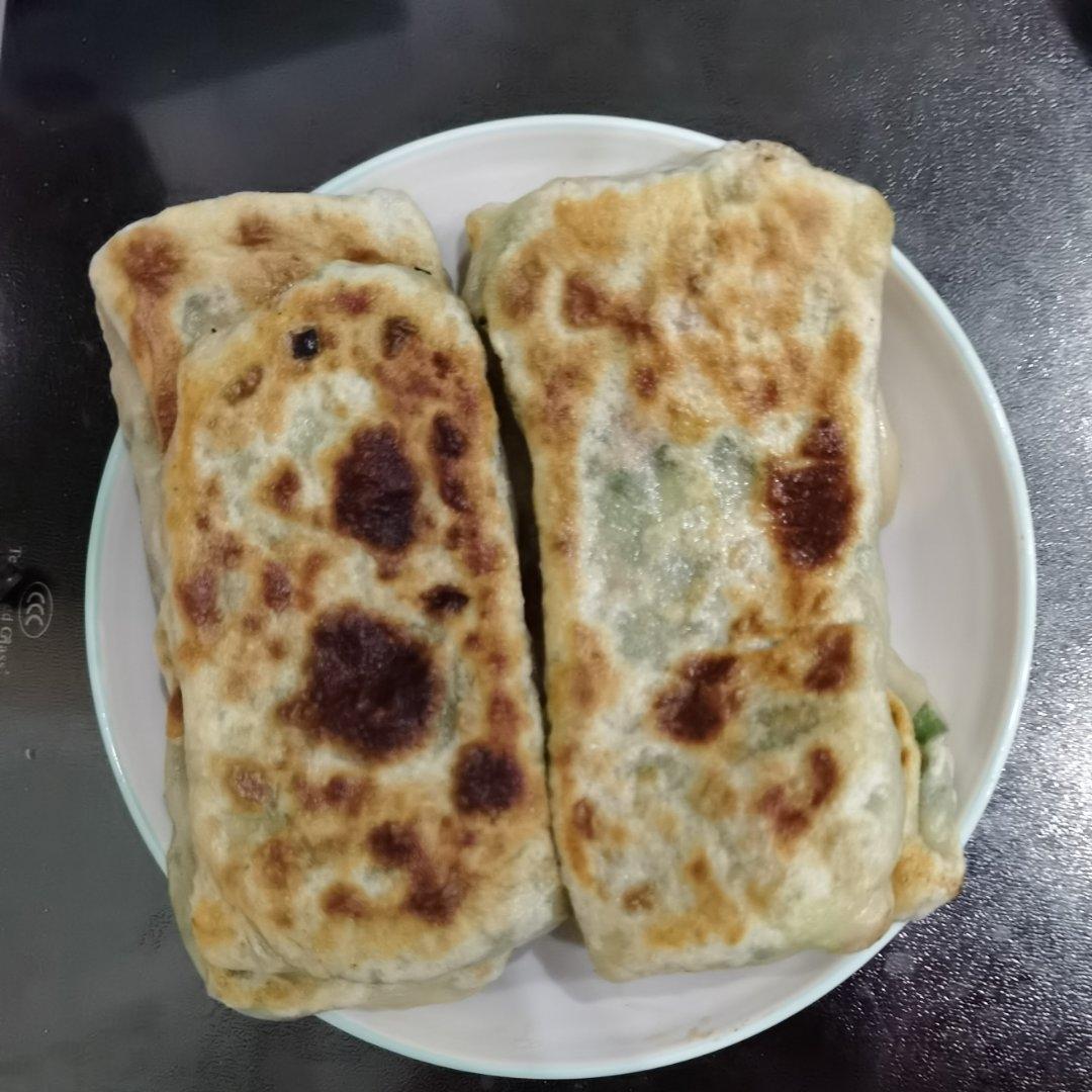 比葱花饼还要好吃几倍的韭菜薄饼😋