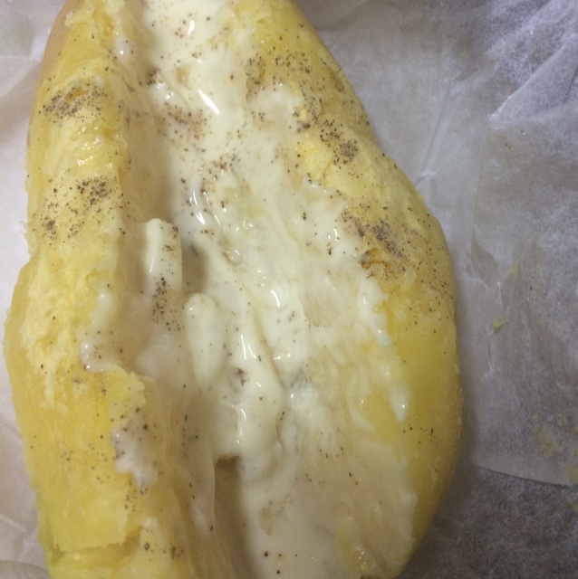 科达·布莱克的超快手烤土豆（微波炉/烤箱）